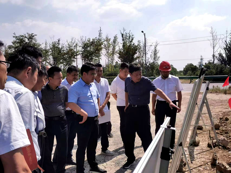 亳州市委常委、副市長左龍蒞臨亳蒙預(yù)制標(biāo)調(diào)研指導(dǎo)